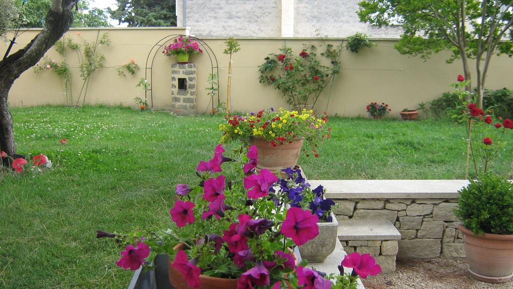 Clos Marjolie Hotel Caromb Luaran gambar